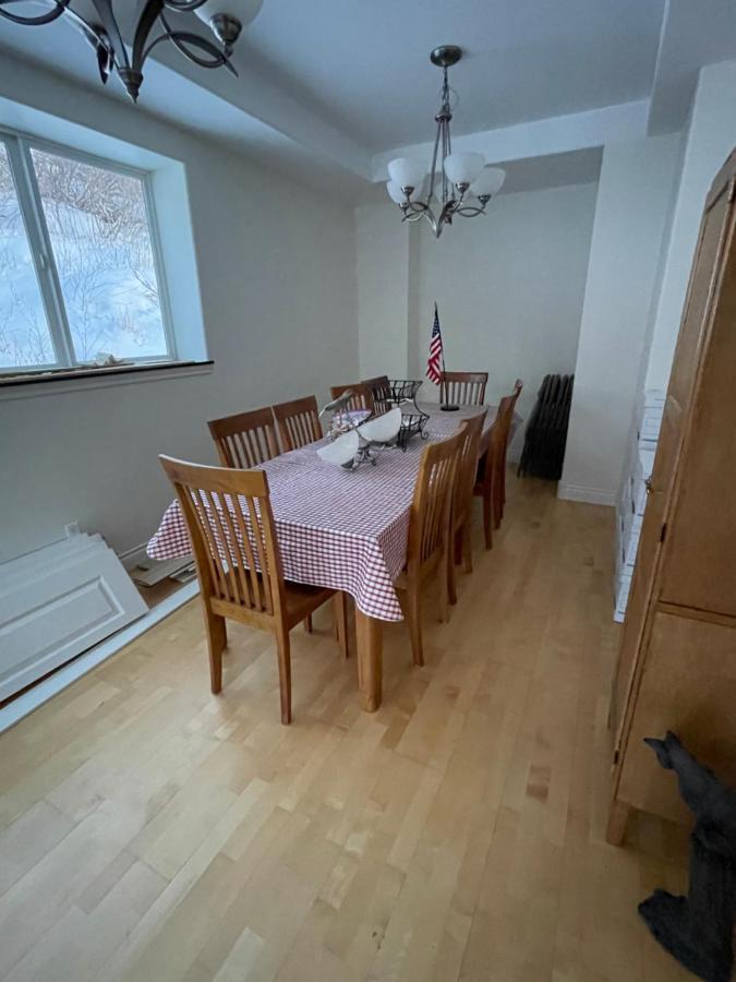 Frenchy'S Adventure Bed And Breakfast แองเคอเรจ ภายนอก รูปภาพ